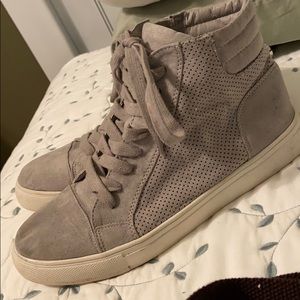 Steve Madden Hightop Sneakers